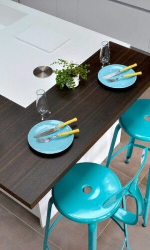 Table haute de cuisine et chaise de bar nicolle