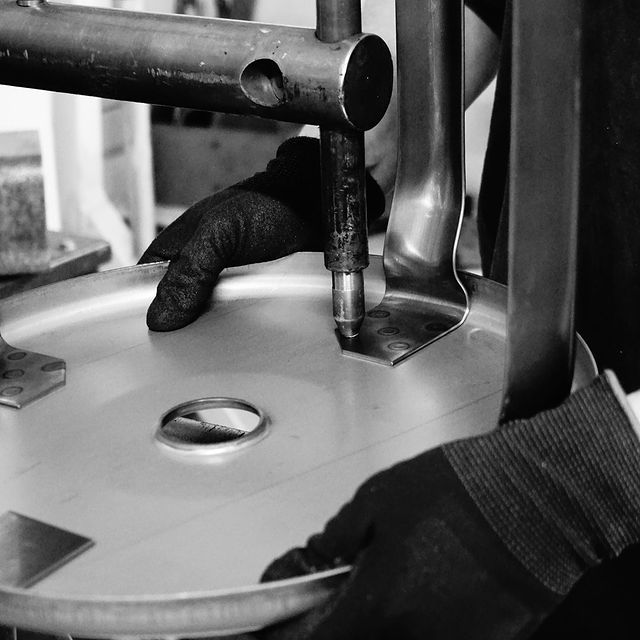 Chaise nicolle, fabrication française